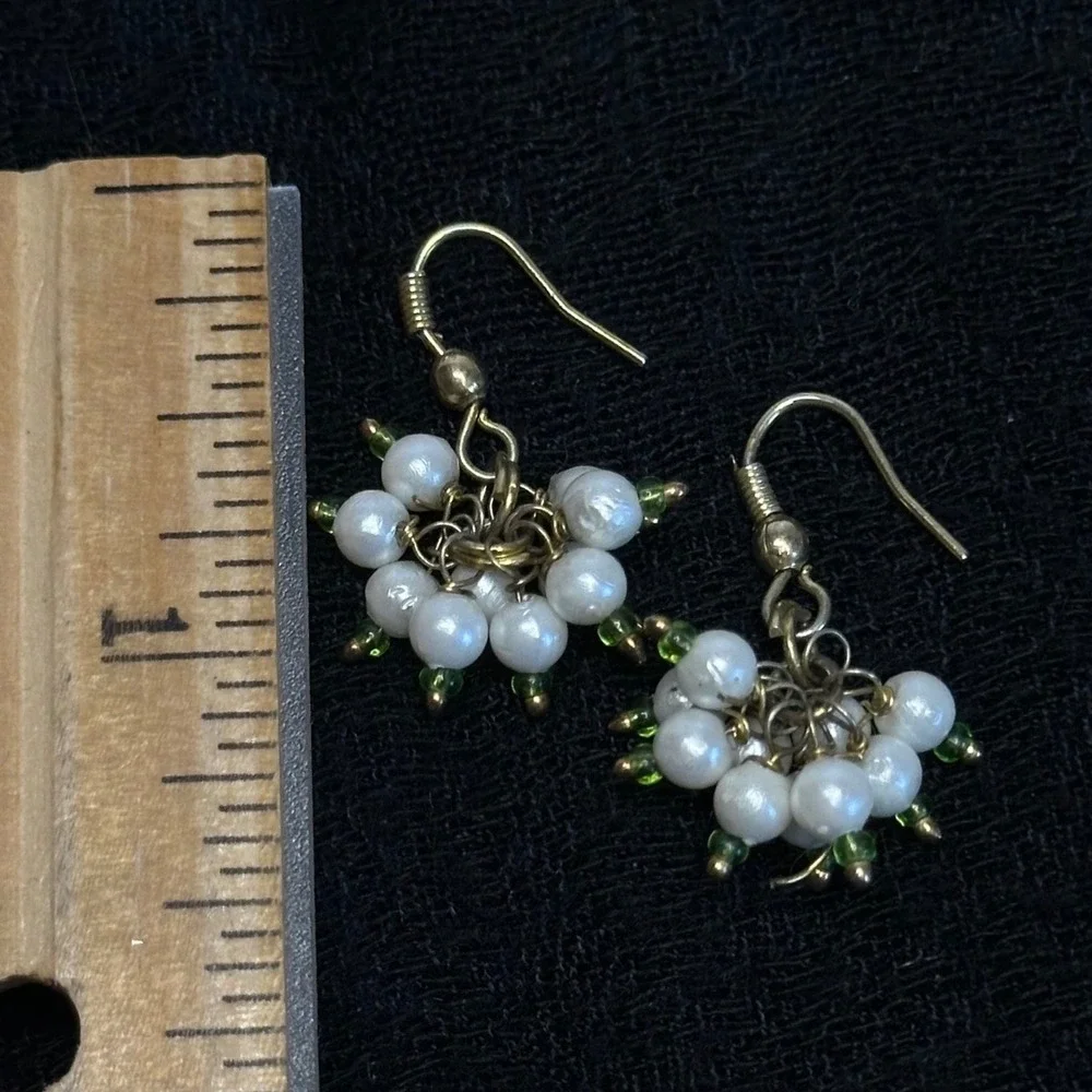 Vintage Cluster Bead Dangle Earrings‎ White Faux Pearl Green Accent Boho